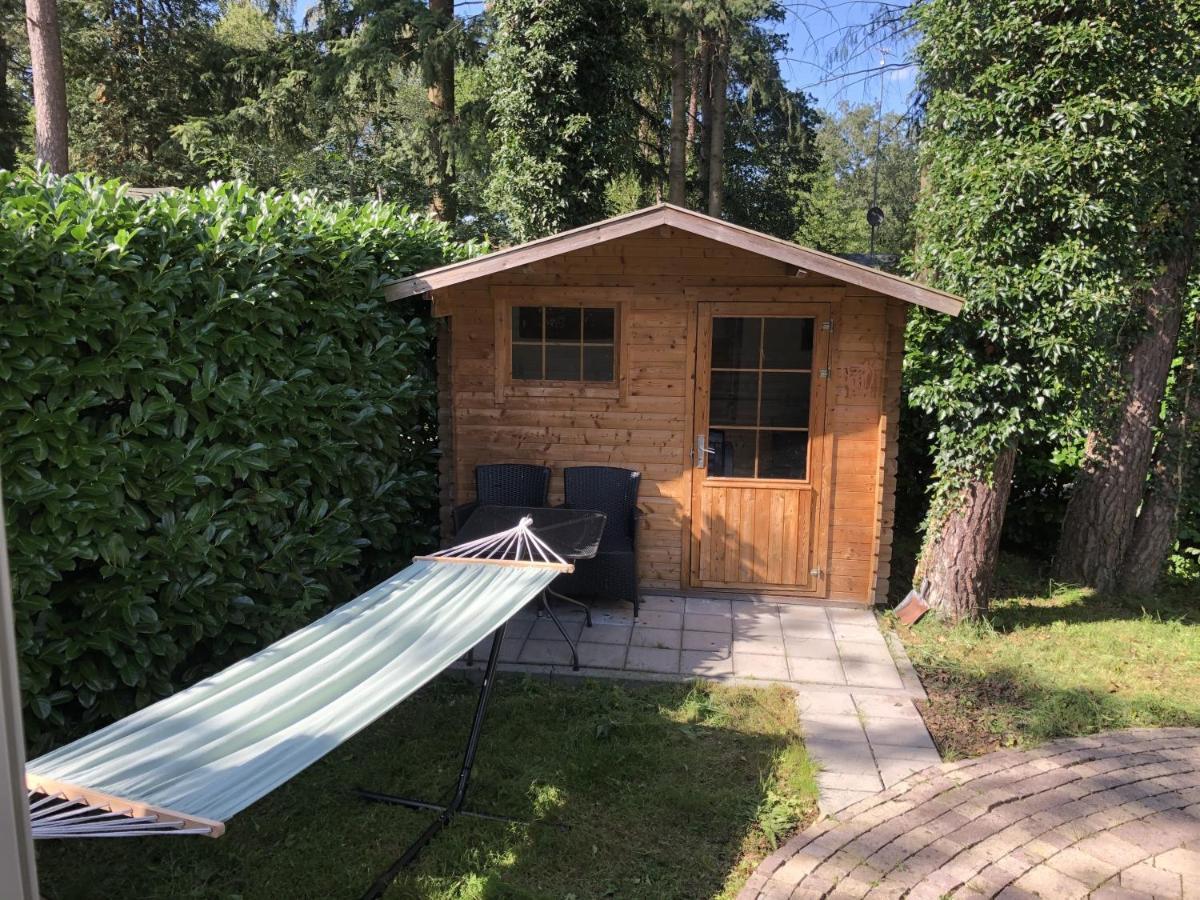 Villa Vrijstaand Chalet In Bospark Hattemerbroek Exterior foto